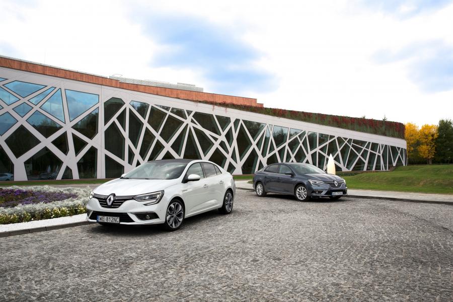  Renault Megane Sedan 2016 года  (фото 30 из 52)